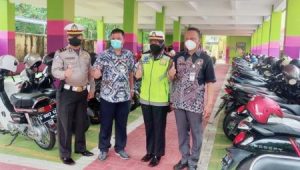 Satlantas Polres Pekalongan Apresiasi SMAN 1 Kajen Terapkan Sistem Green Parkir Area