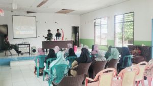 Manfaatkan Potensi Alam, Satgas Yonarmed 1 Kostrad Ajarkan Pembuatan “Nata De Coco”