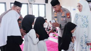 Kapolres Metro Jakbar Santuni 50 Anak Yatim, Wujud Kepedulian di Bulan Ramadhan